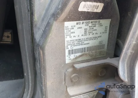 2009 Ford F-250 Fx4/Harley-Davidson/King Ranch/Lariat/Xl/Xlt z USA, uszkodzony, nr VIN 1FTSW21R79EA80400